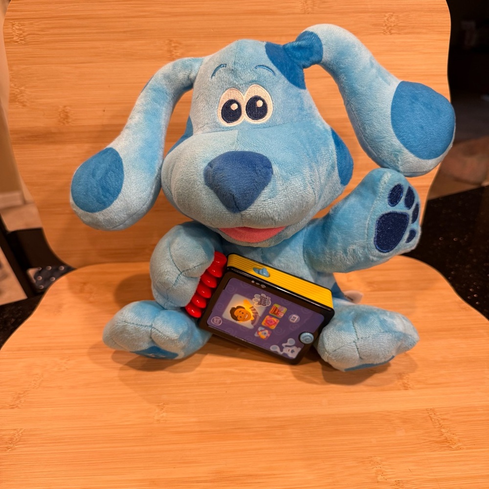 LeapFrog Blue's Clues & You Storytime With Blue 10" Talking Book Toy
